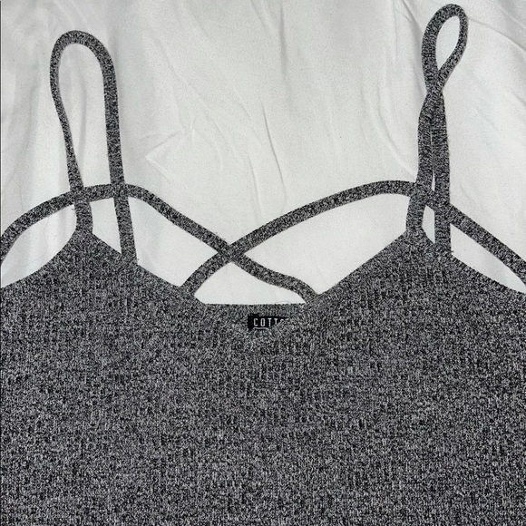 Tang Top - Picture 3 of 4